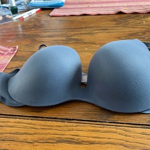 Victoria’s Secret bra charcoal